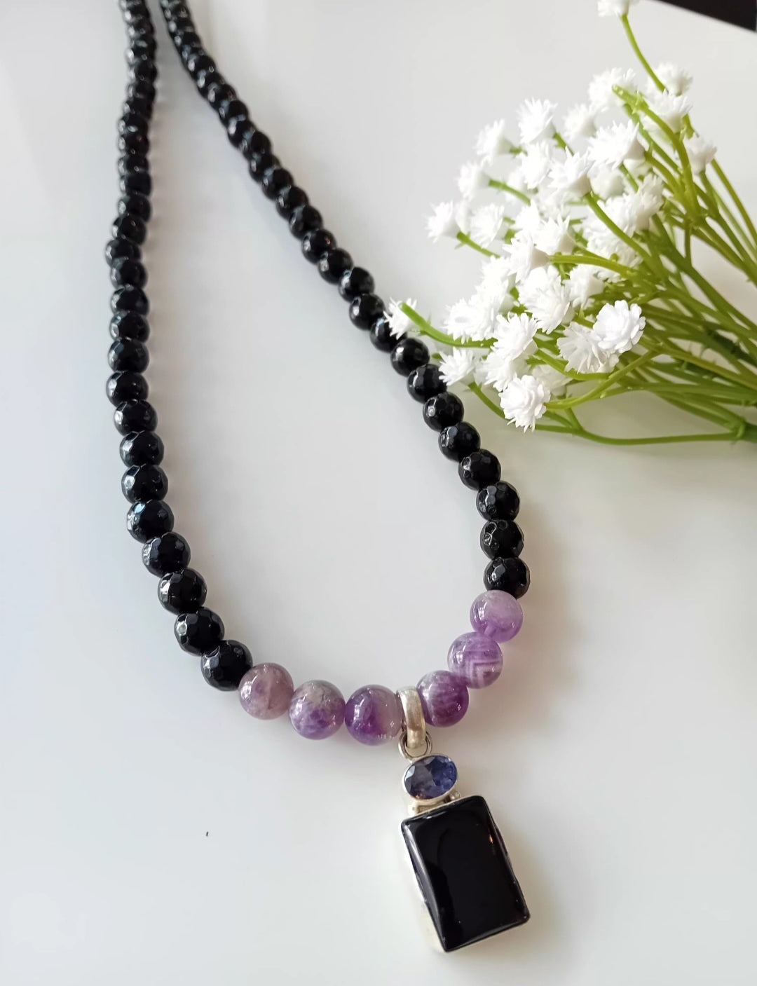 Agate& amethyst stone beaded neckpiece with pendant