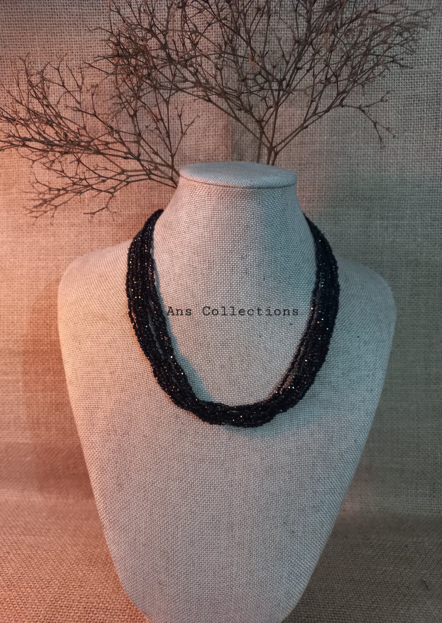 Hydro crystal neckpieces
