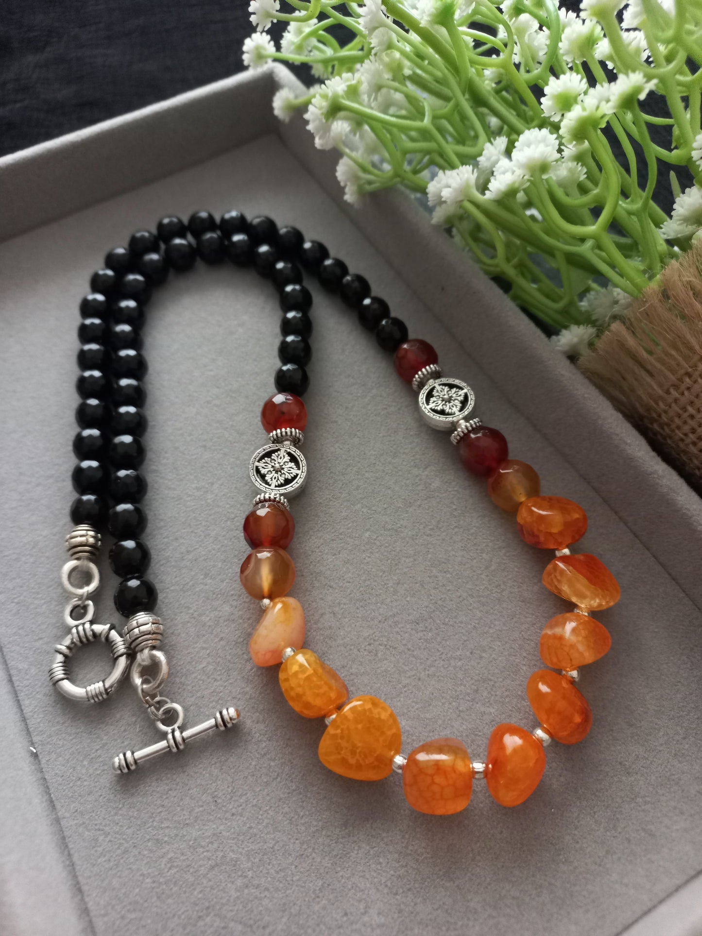 Stone nuggets with black onyx