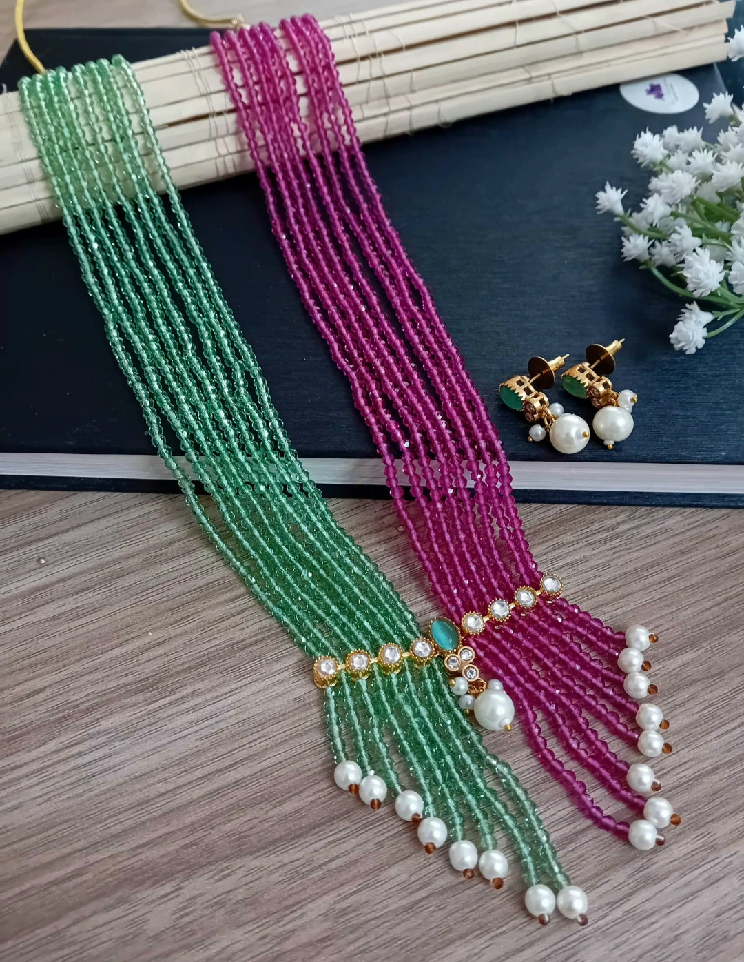 Hydro crystal multi layer neckpiece
