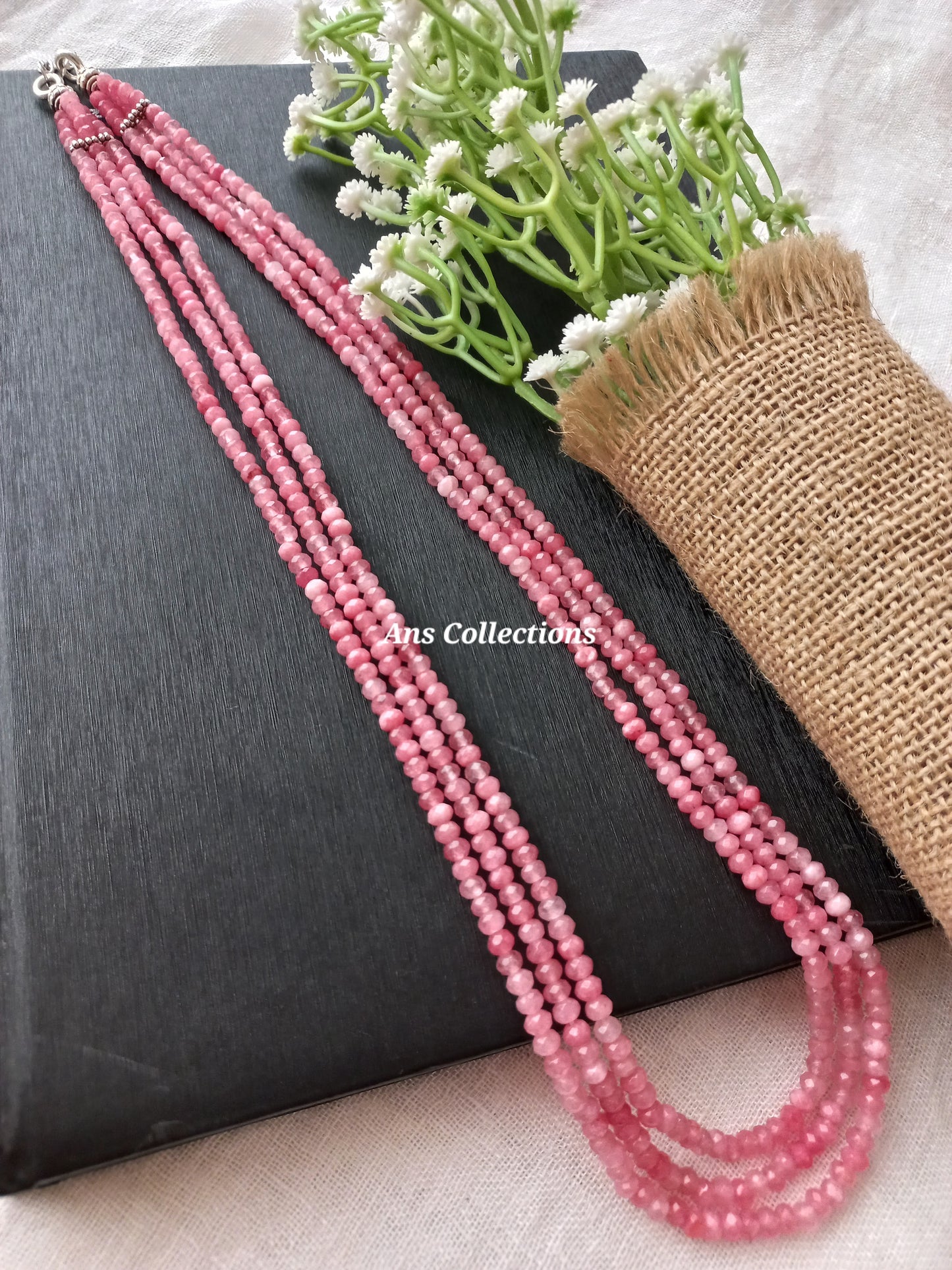 Onyx neckpiece