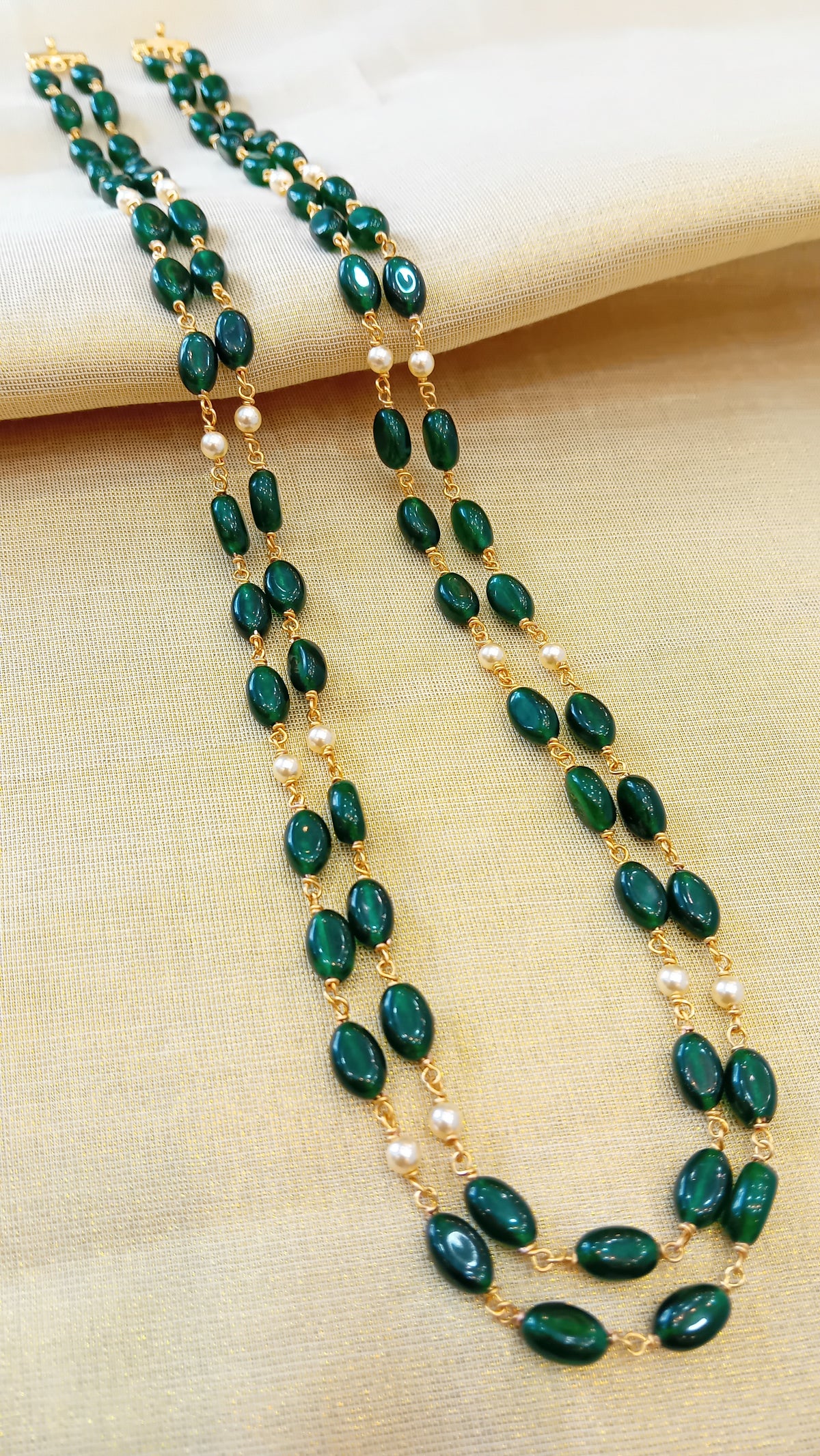 Quartz stone beaded neckpiece