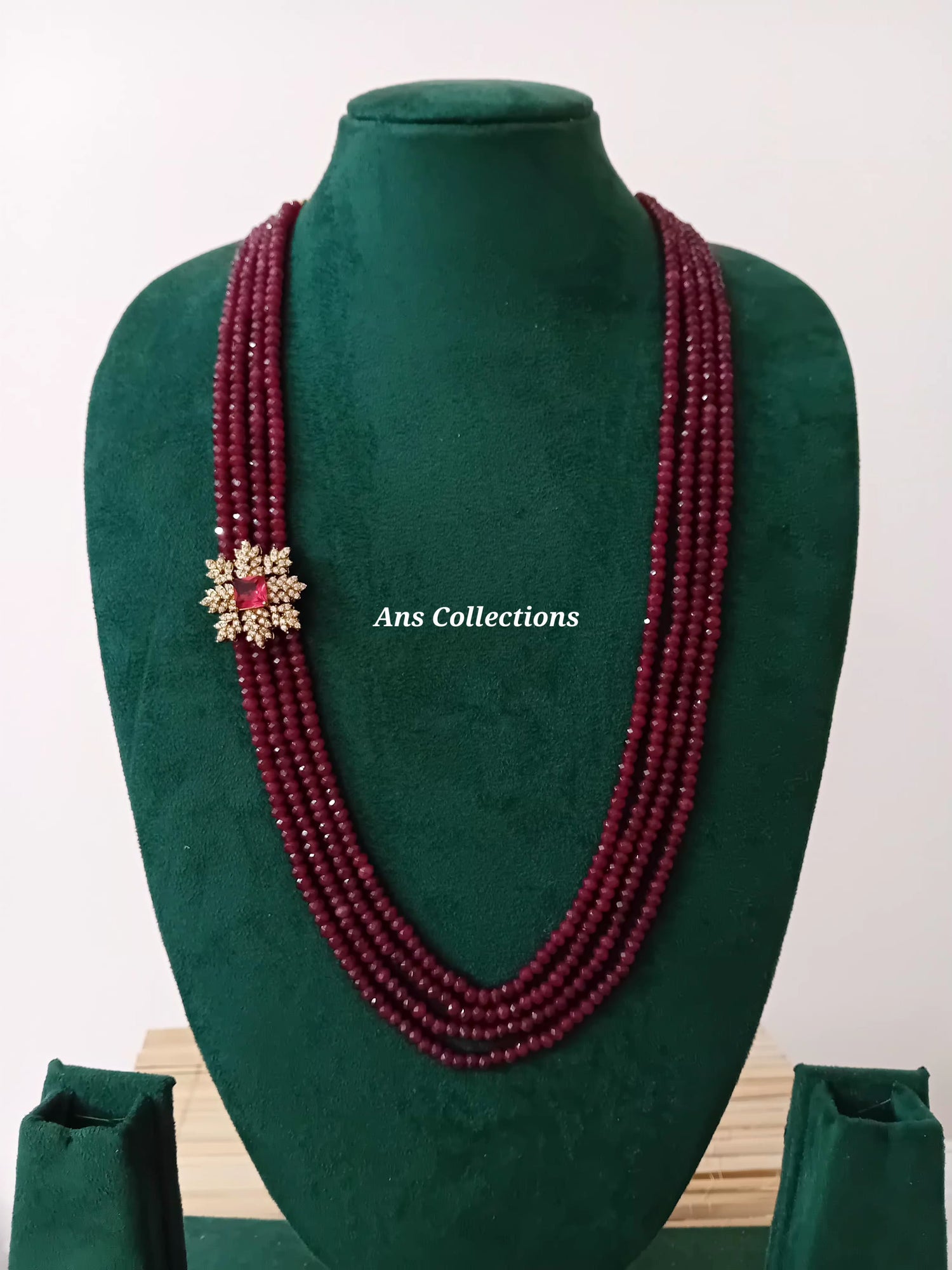 Statement jewellery