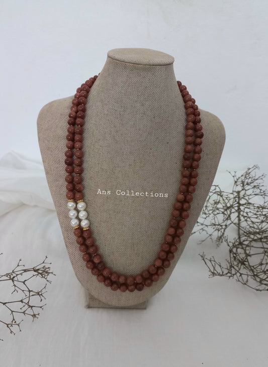 Sand stone two layer neckpiece