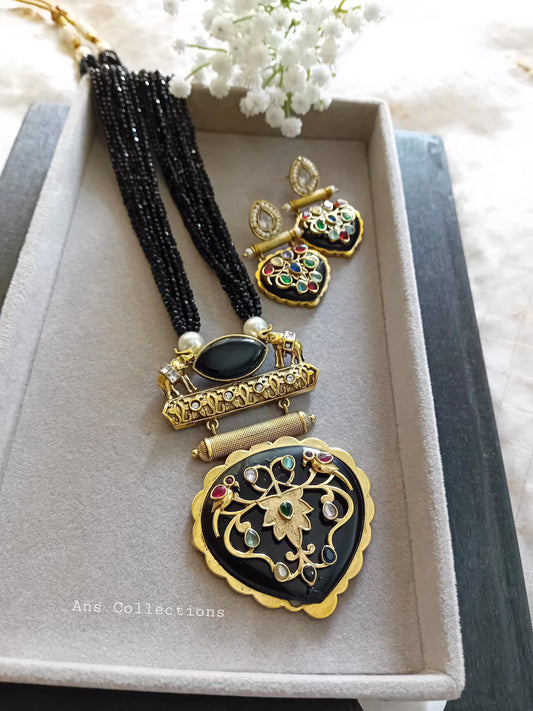 Hydro crystal with brass pendant jewellery
