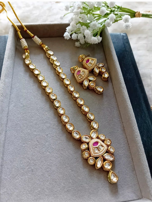 Kundan Jewellery