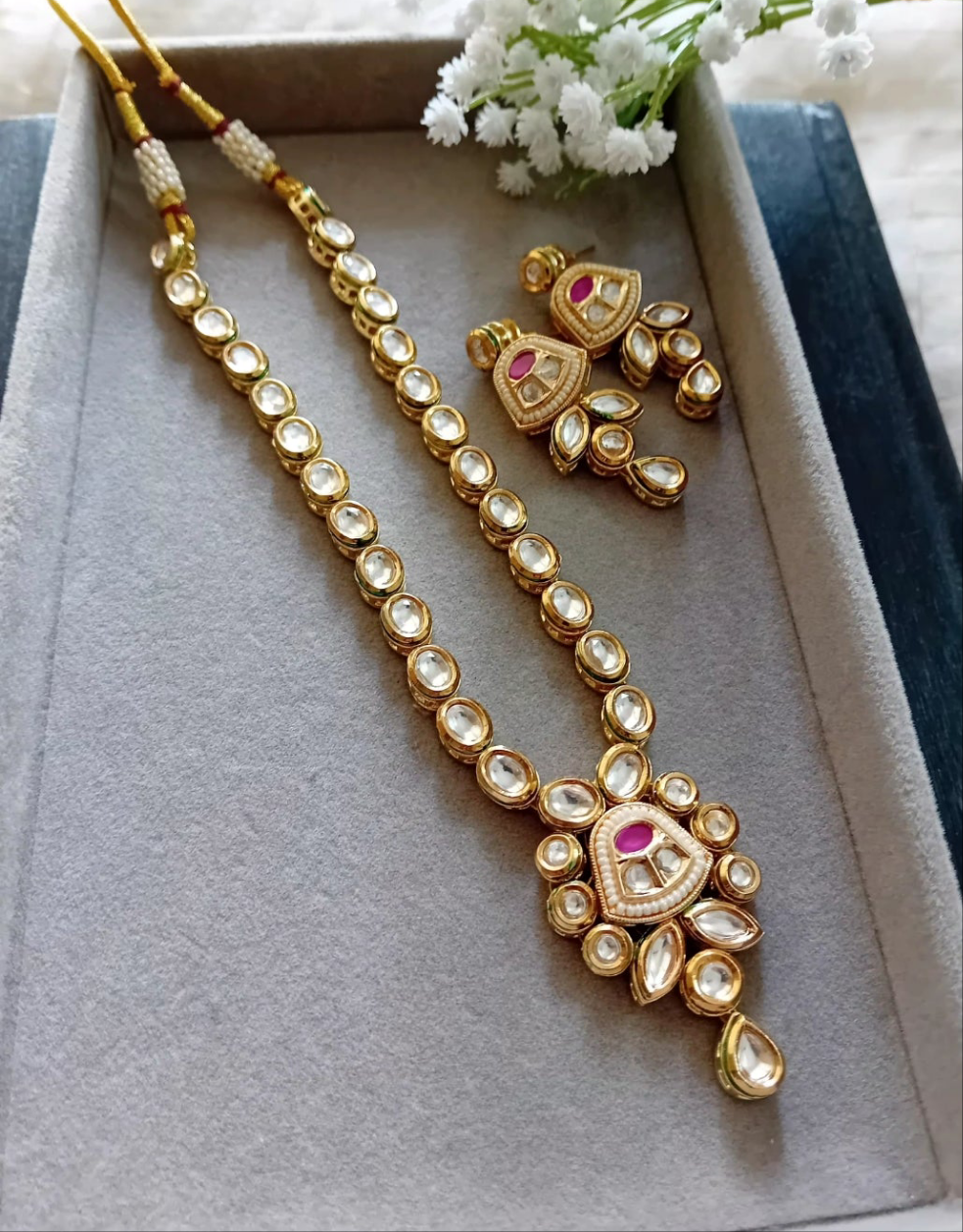 Kundan Jewellery