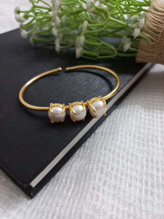 Brass kada,realpearl