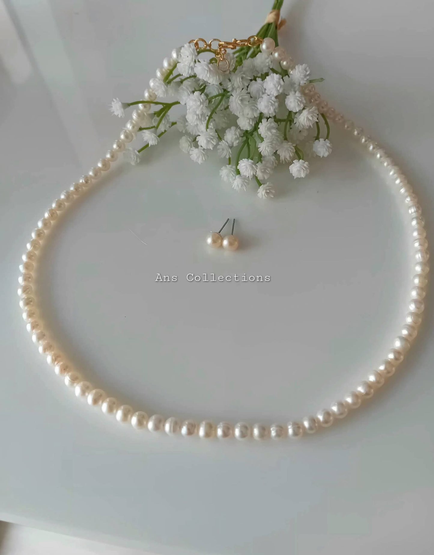 Freshwater pearl off white colour