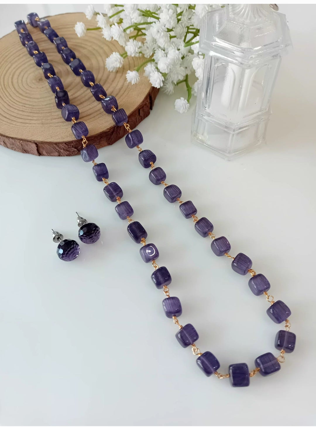 Monalisa stone beaded neckpiece