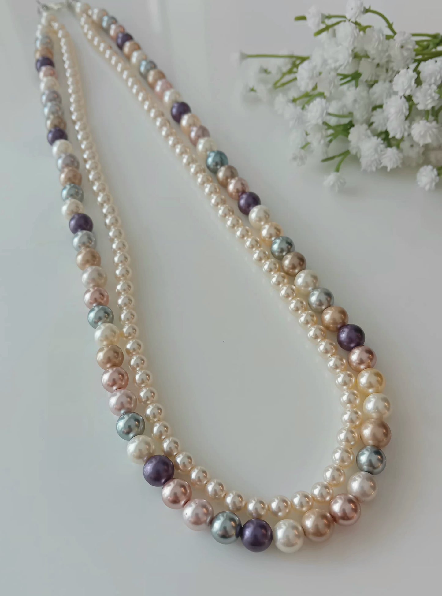 Shell pearl neckpiece