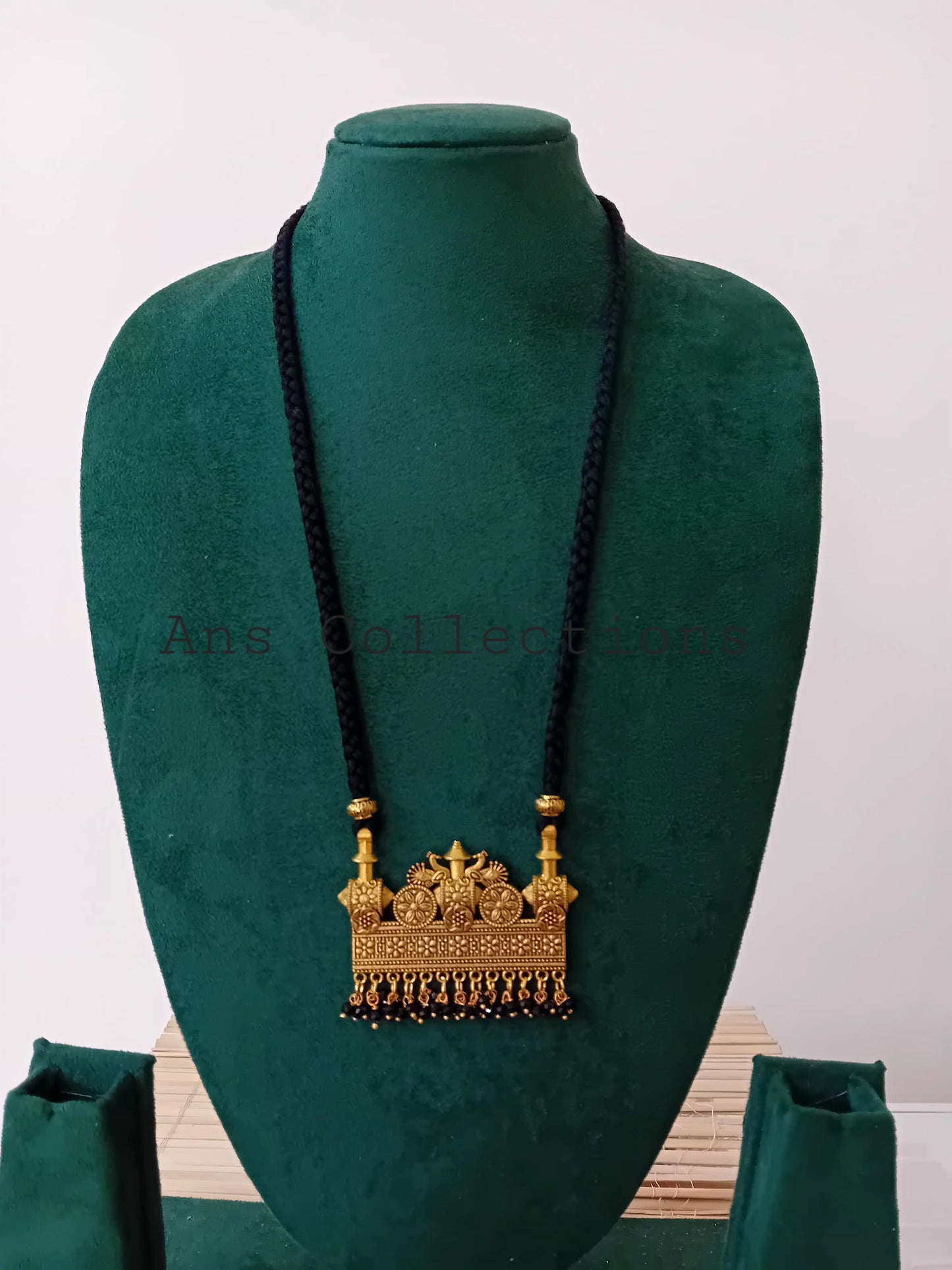 Braided thread with antique finish pendant -ANS07