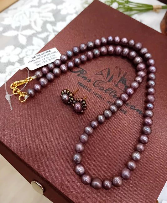 Pink freshwater pearl round