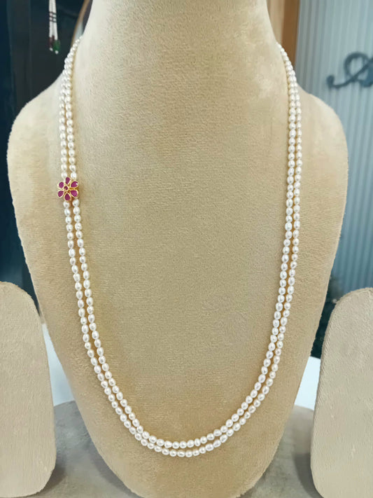 Rice pearl neckpiece