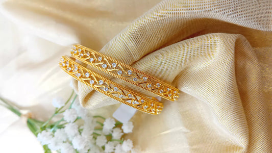 Gold plated ad stone bangle