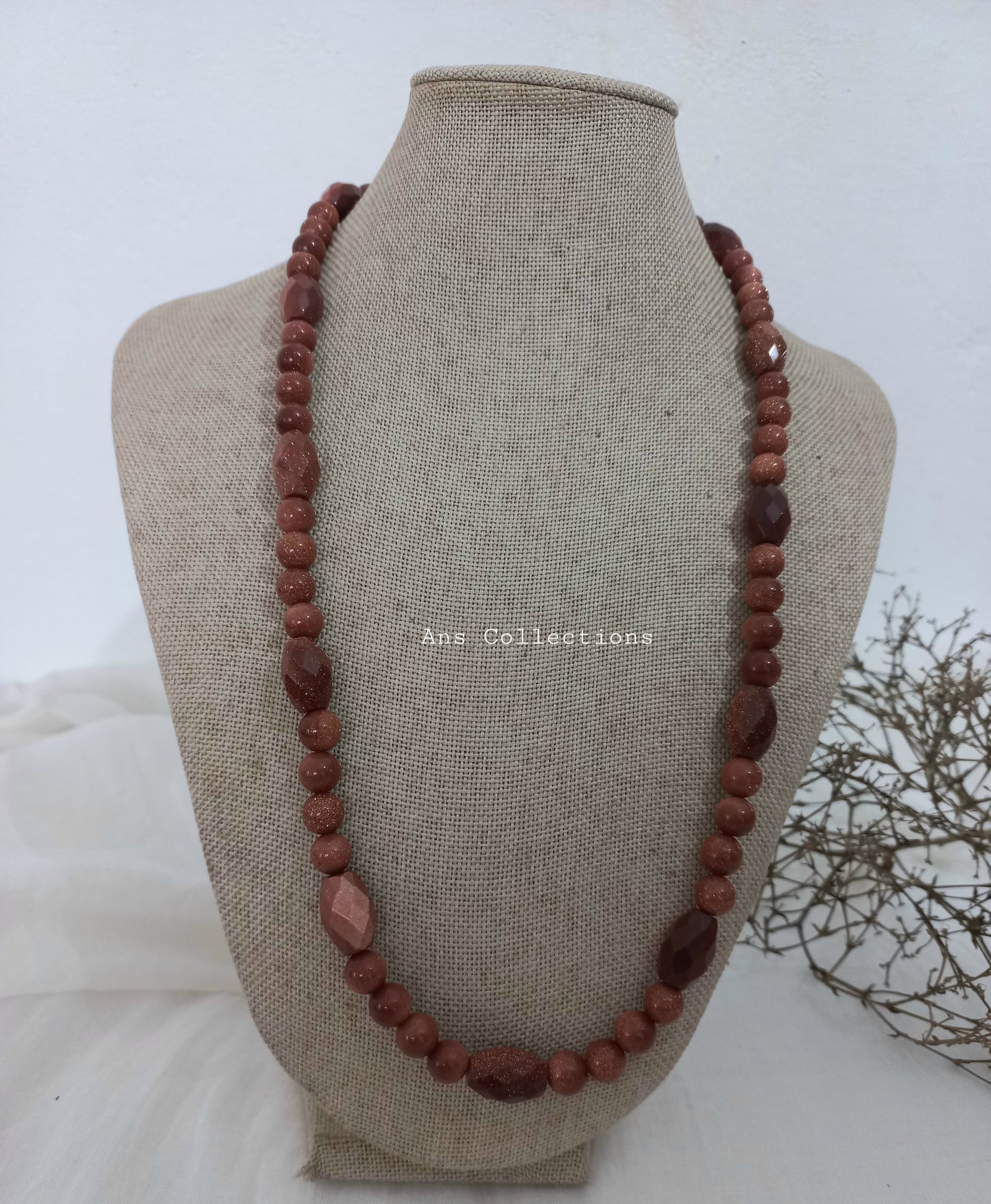 Sandstone neckpiece