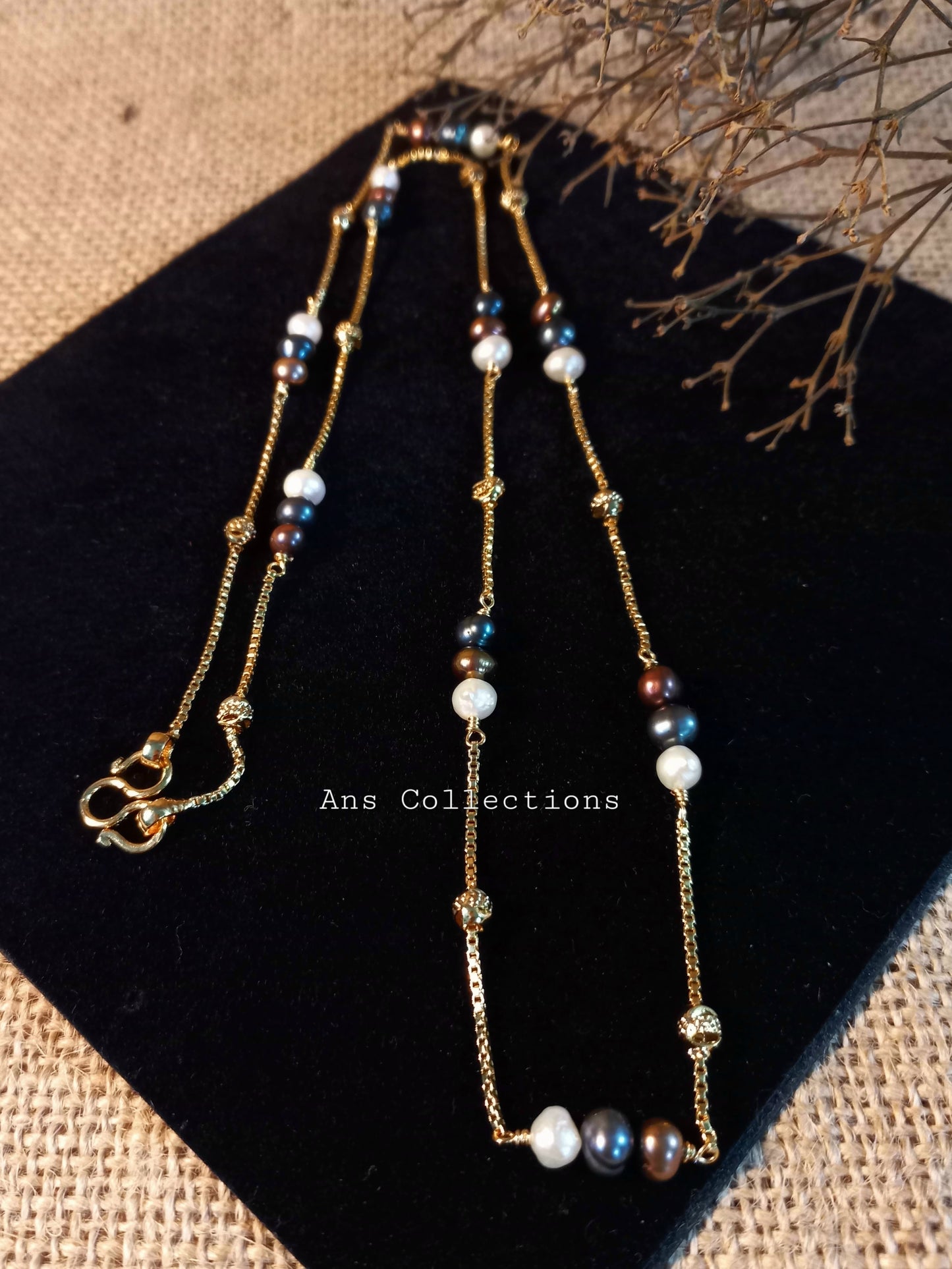 Freshwaterpearl with gold pkated chain