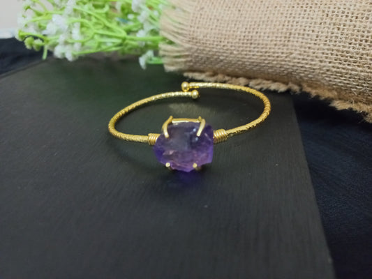Uncut amethyst stone bracelet