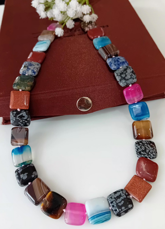 Multicolour  stone beaded neckpiece