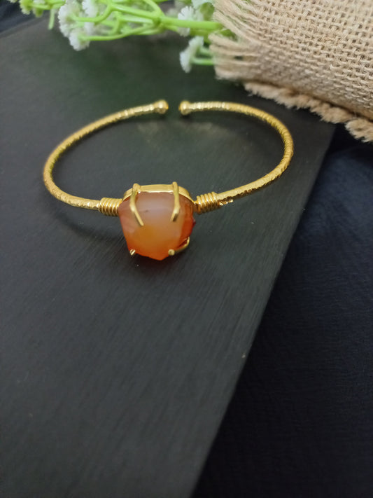 Carnelian uncut stone bracelet