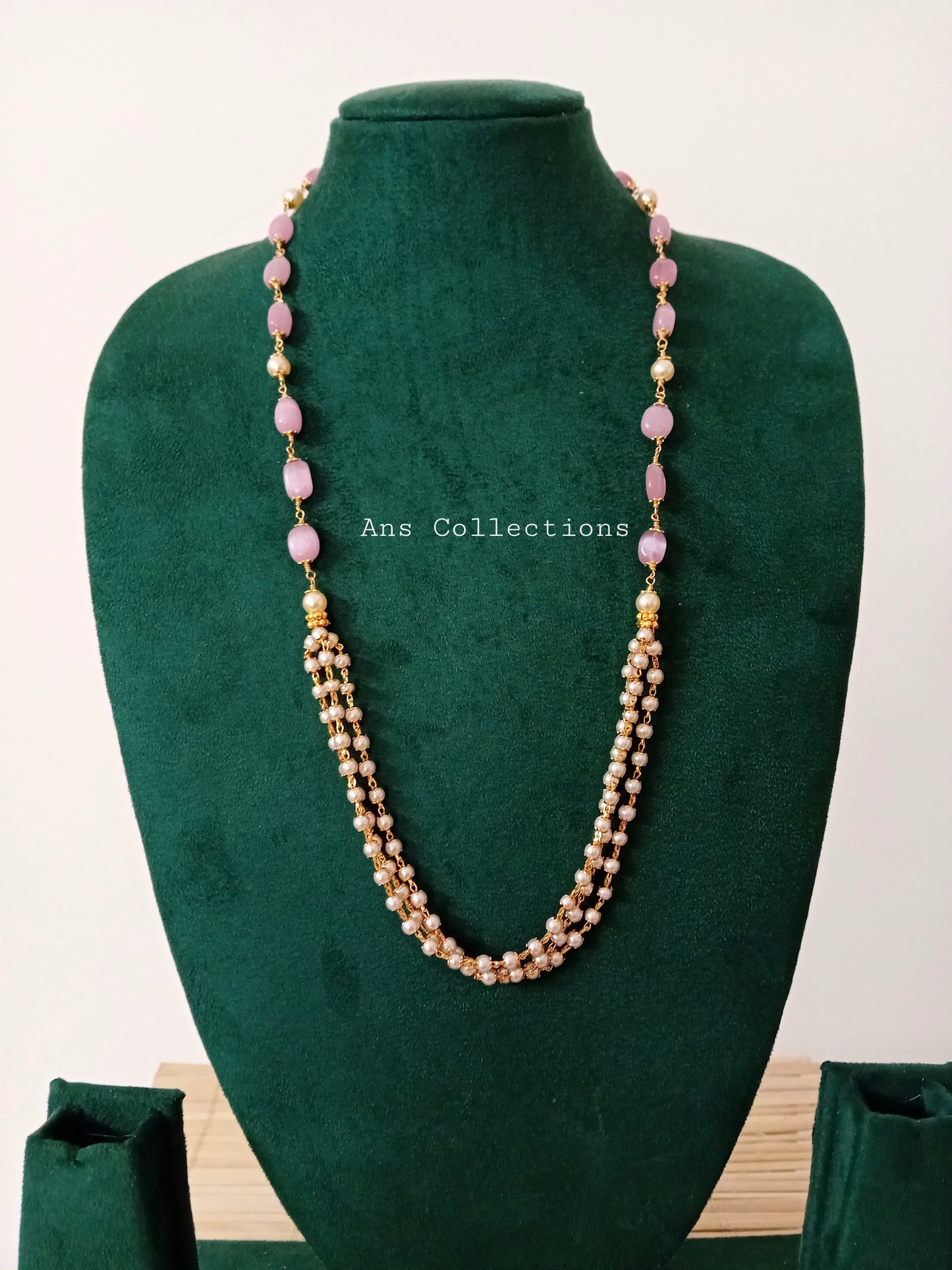Beaded neckpiece