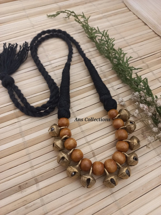 Brass gunguroo neckpiece