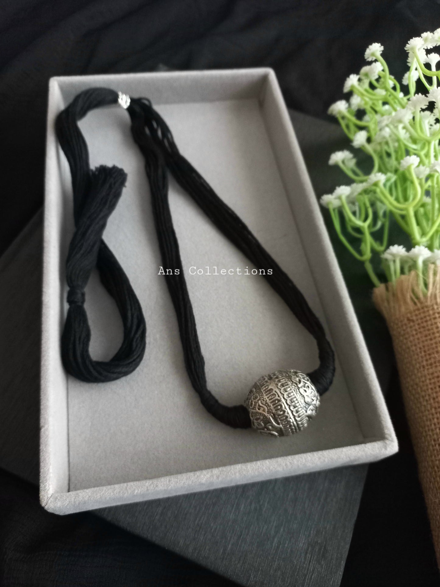 Thread with oxidized ball