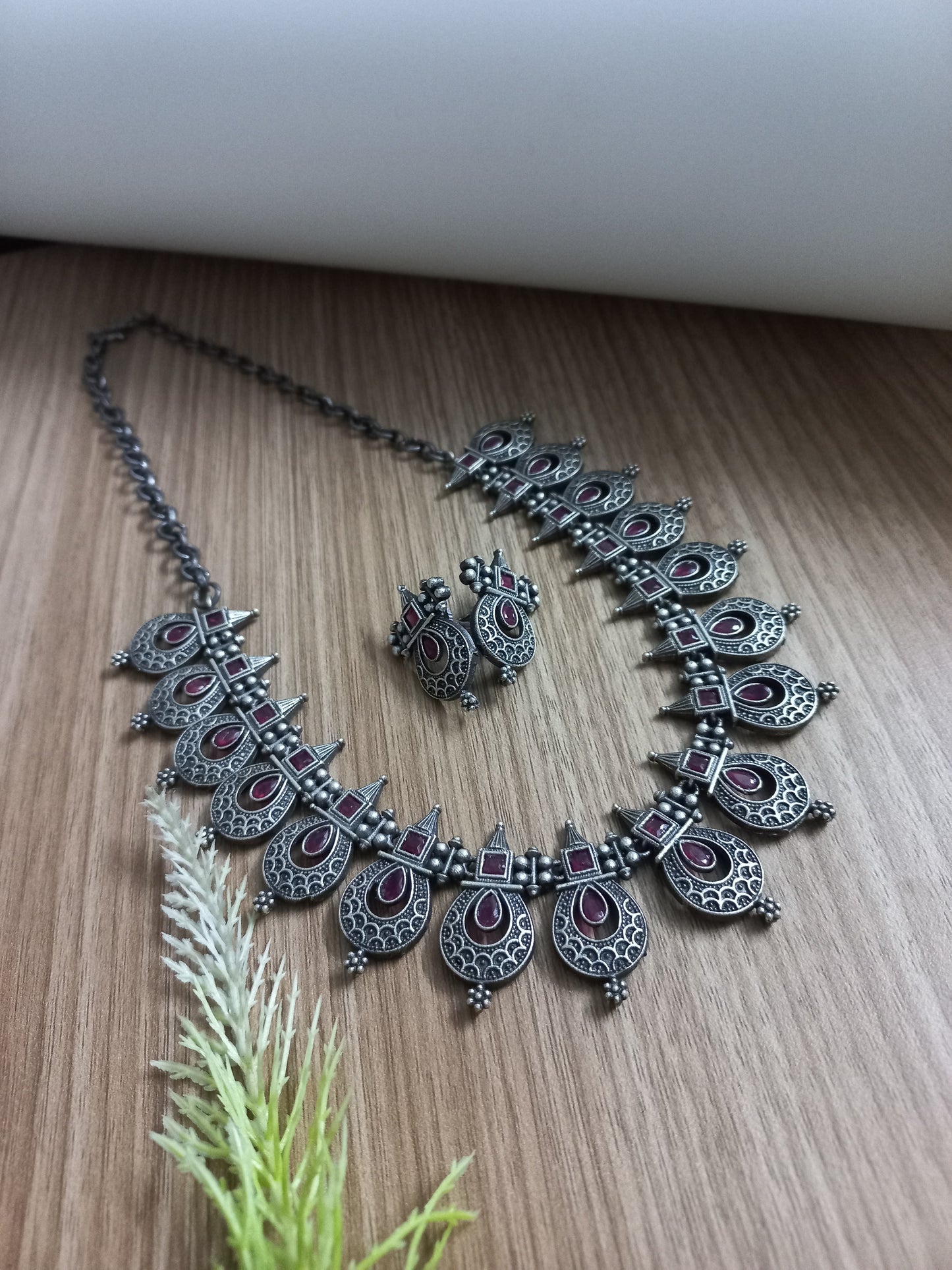 Oxidized necklace