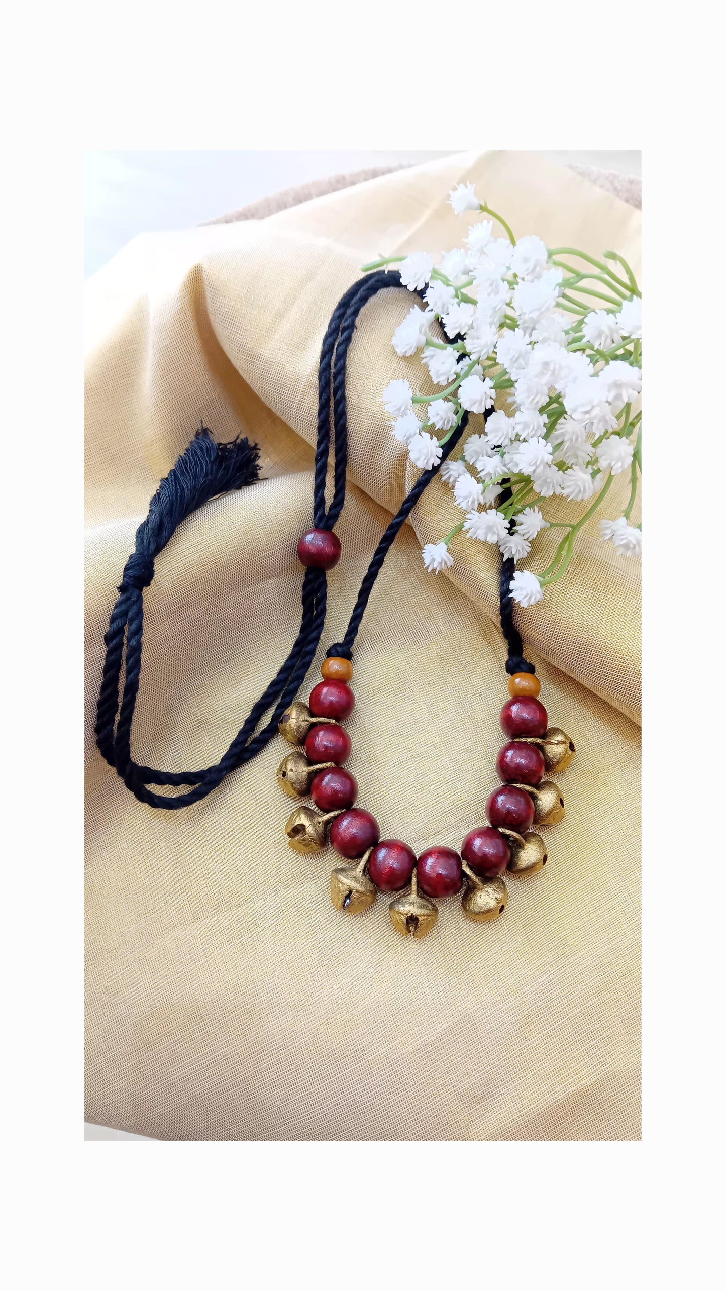 Chilanka with wooden beads