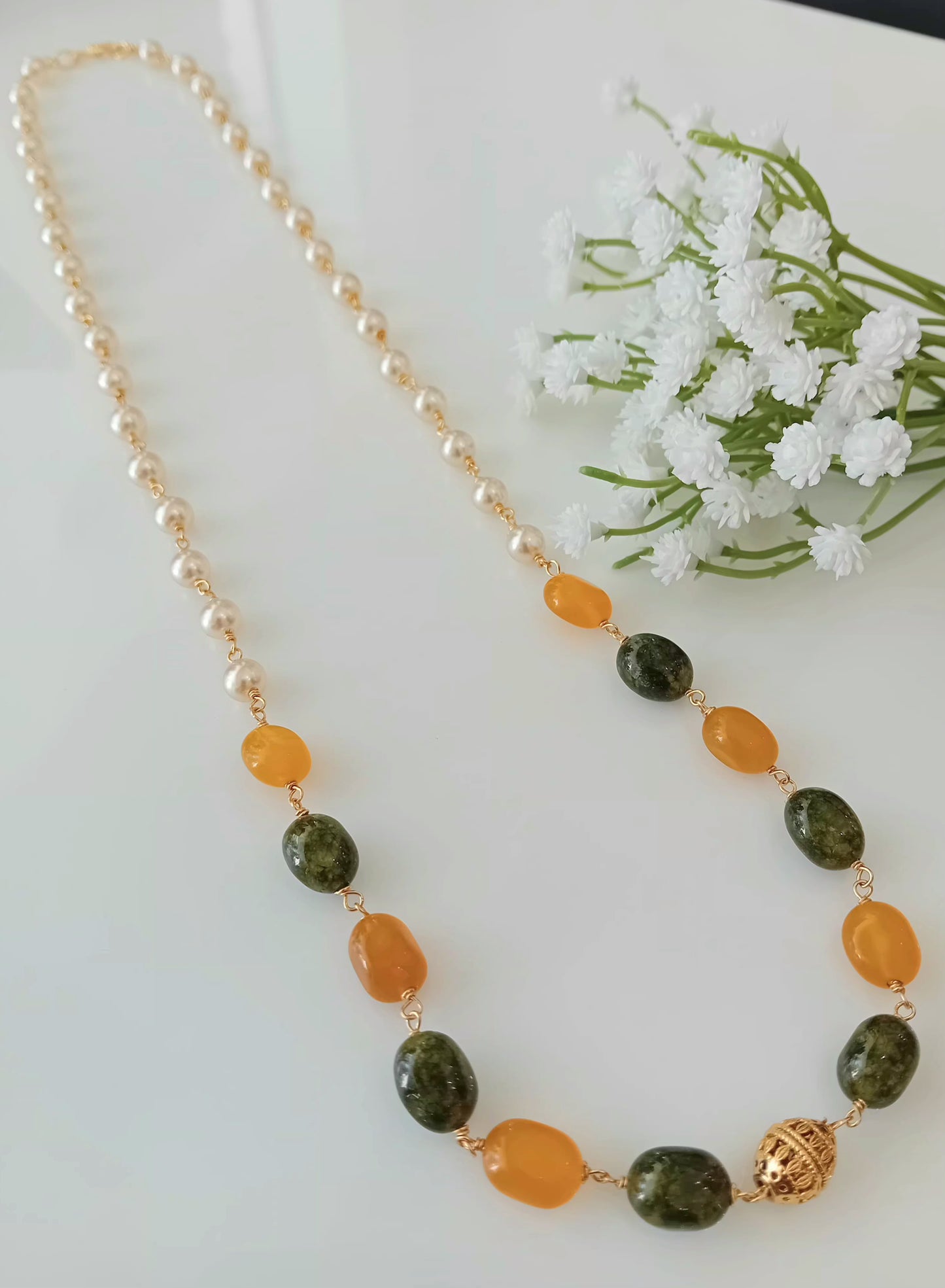 Wirelooped jewellery