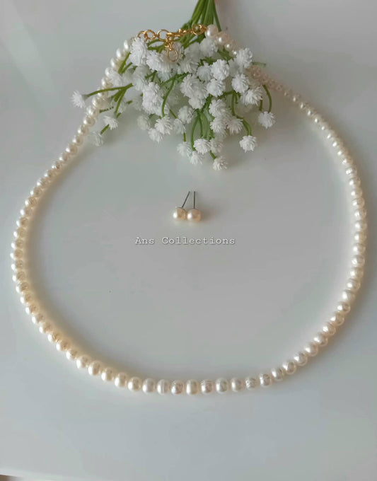Freshwater pearl off white colour