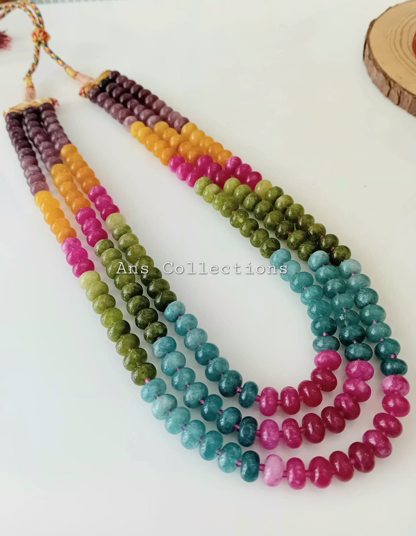 Multicolour onyx stone beaded neckpiece