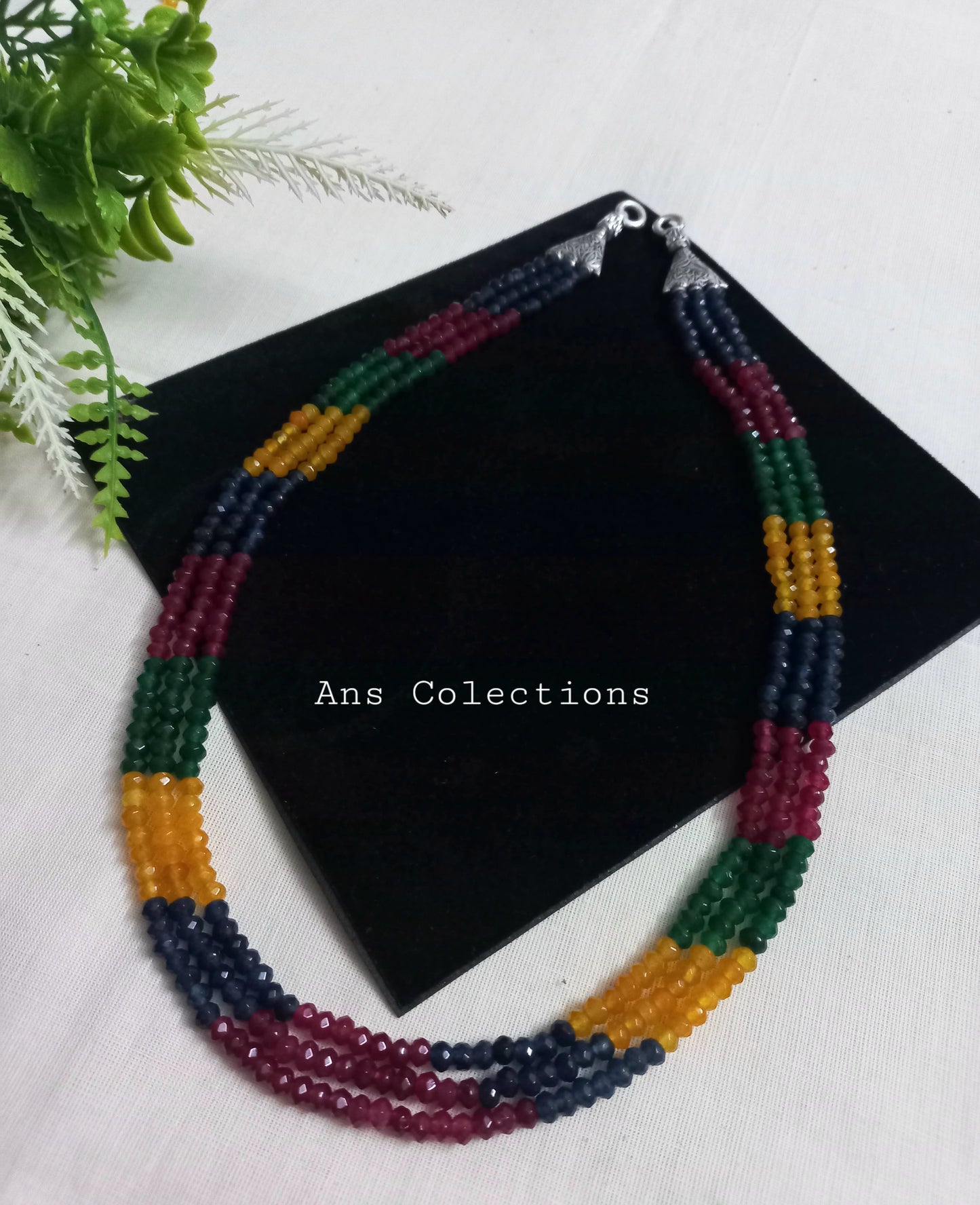 Onyx stone neckpiece