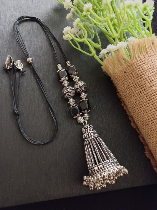 Ghimuka pendant neckpiece