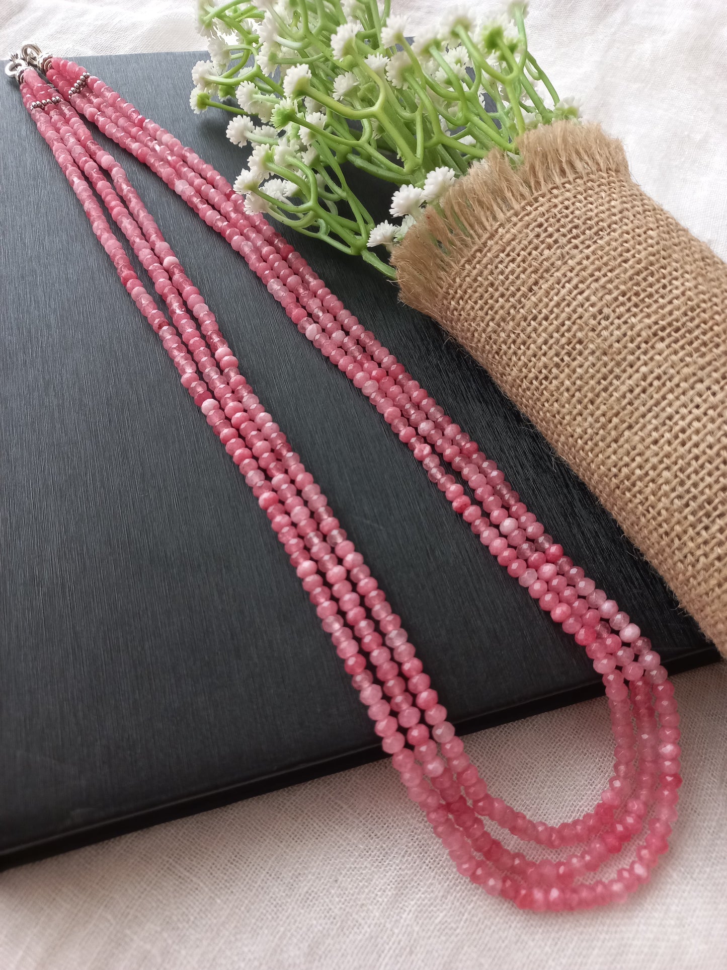 Onyx neckpiece