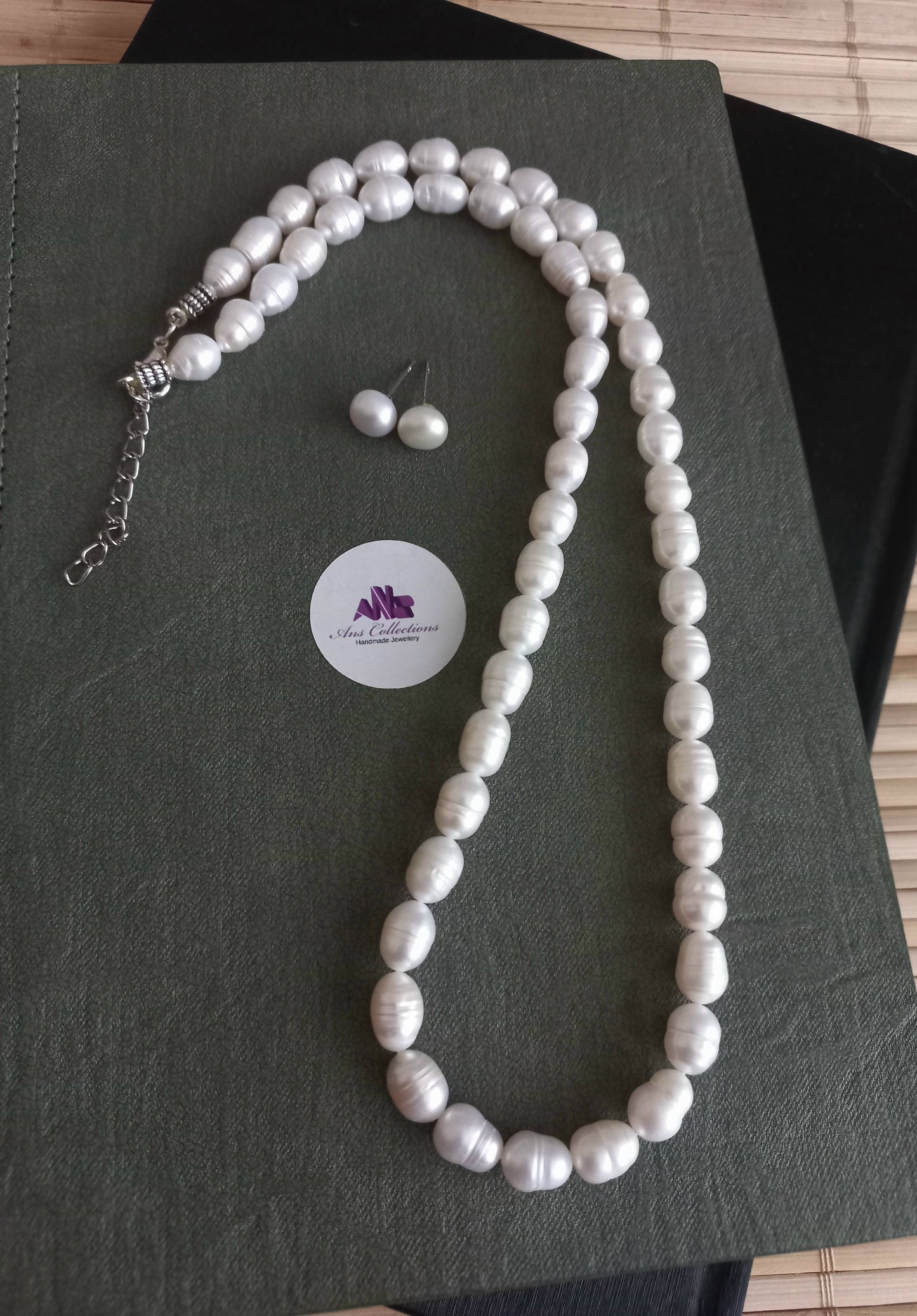 Freshwater pearl (rice pearl)