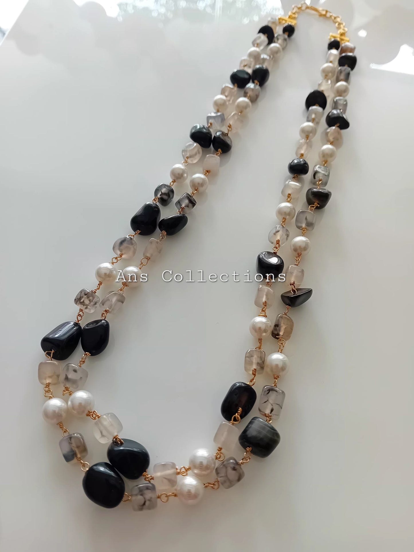 Agate stone neckpiece