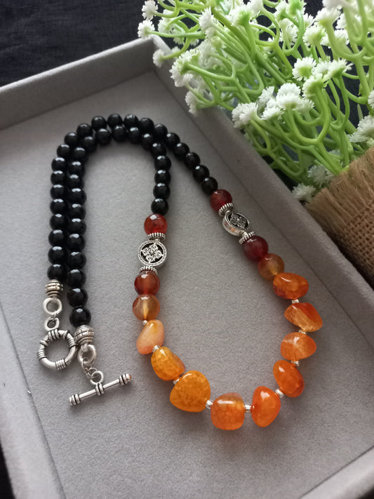 Stone nuggets with black onyx
