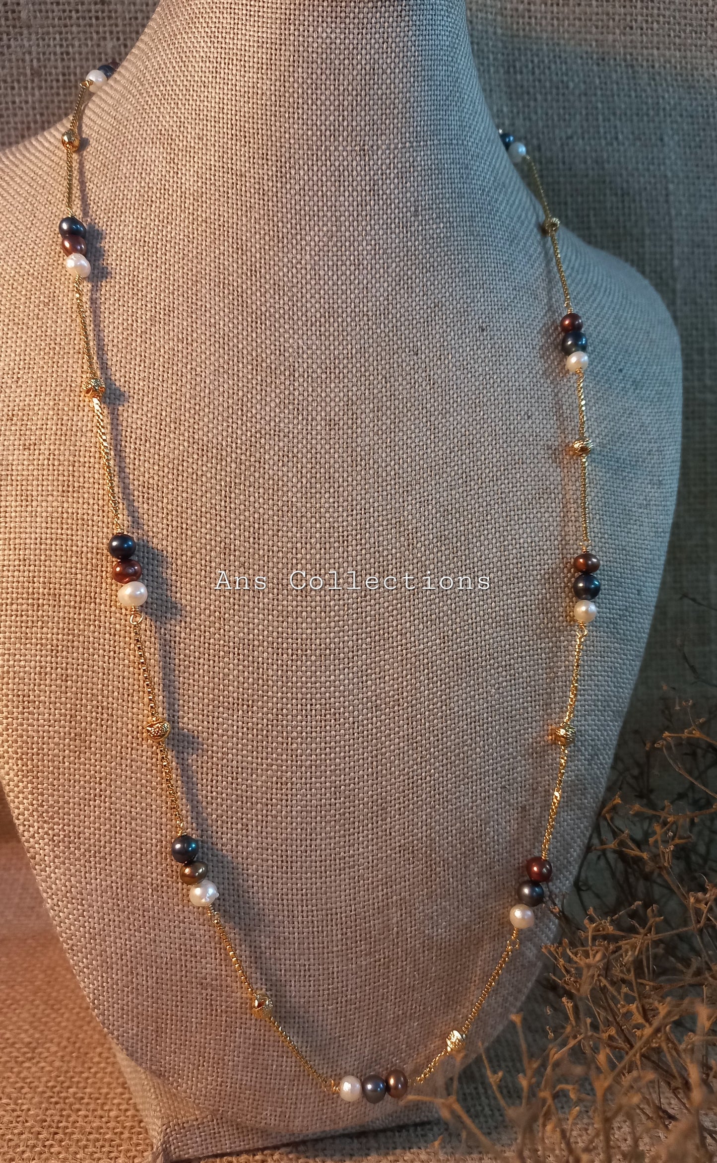 Freshwaterpearl with gold pkated chain