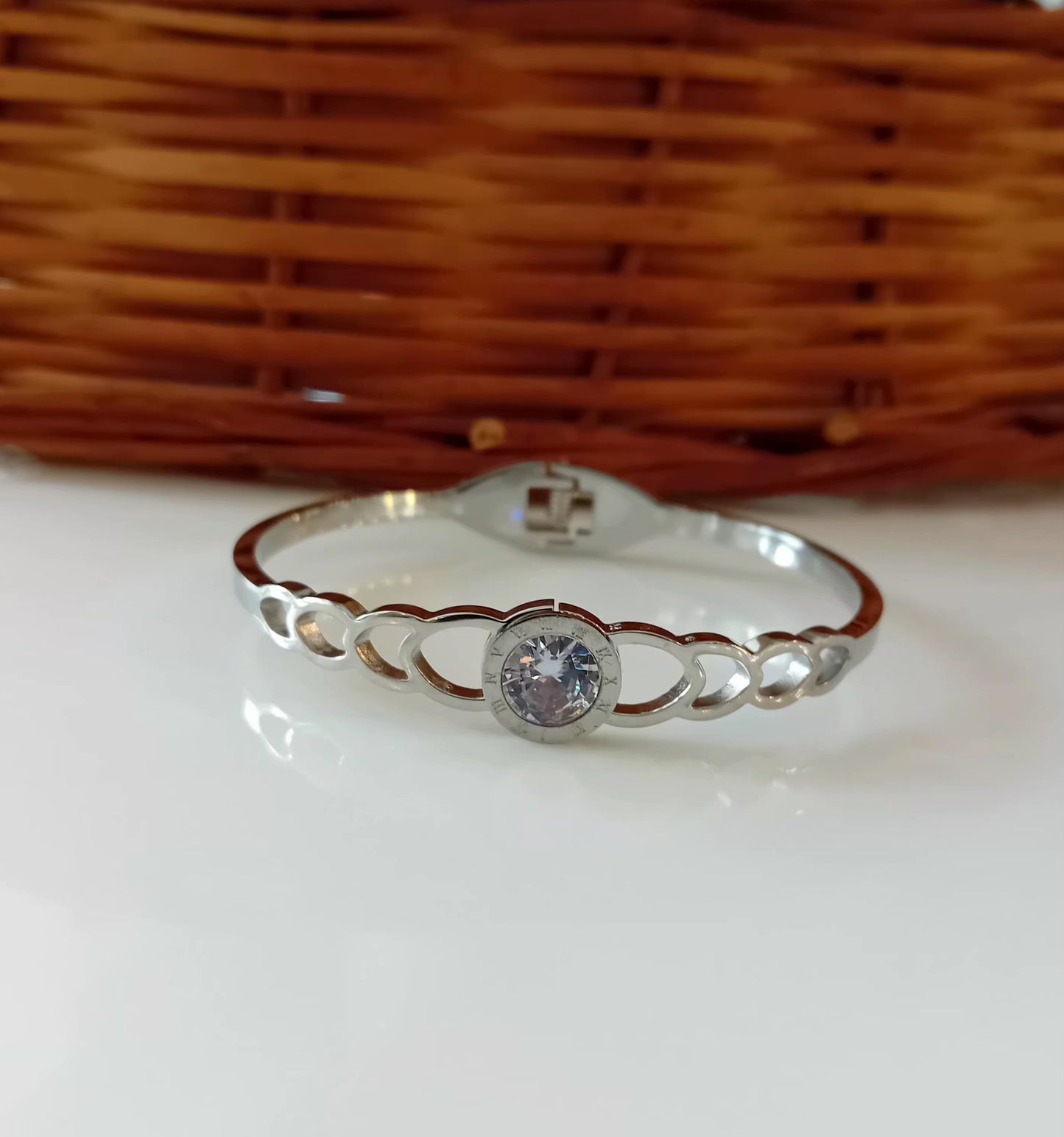 Stainless bangle