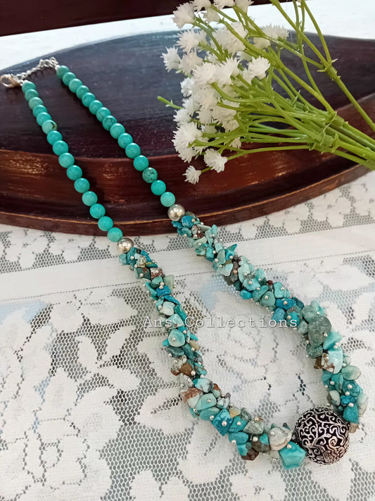 Turquoise beaded neckpiece